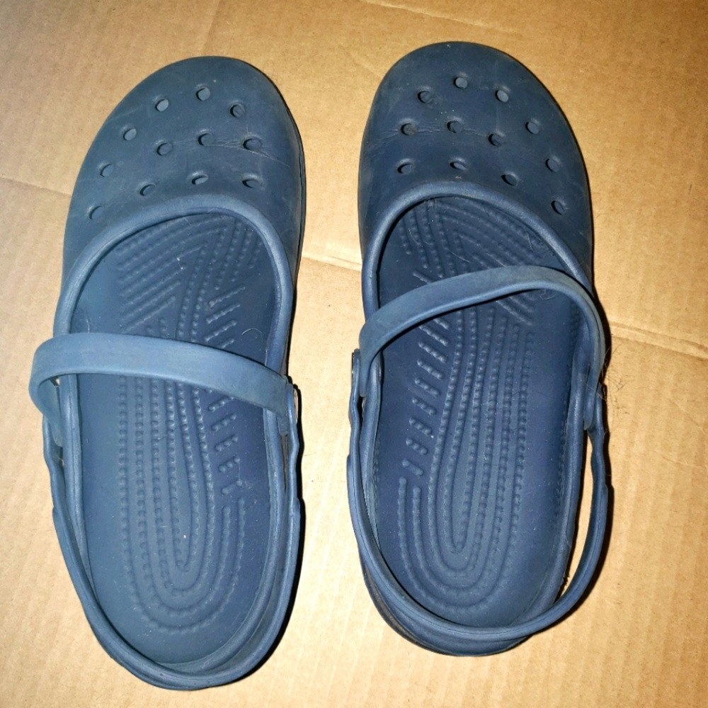 Crocs Mary Jane slip on navy 8